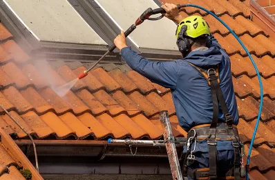 Démoussage et hydrofuge de toiture à Vez